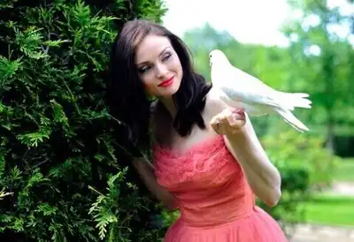 скачать клип Armin van Buuren, Sophie Ellis-Bextor - Not Giving Up On Love