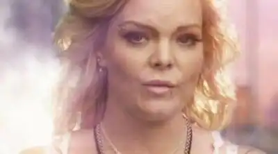 скачать клип The Rasmus - October and April