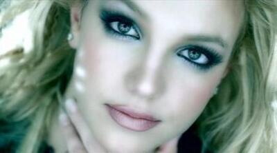 скачать клип Britney Spears - Stronger