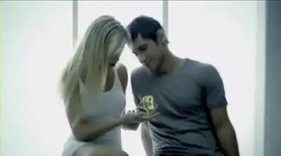 скачать клип Dan Balan и Вера Брежнева - Лепестками Слез