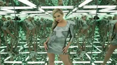 скачать клип Alexandra Stan feat. Carlprit - 1.000.000