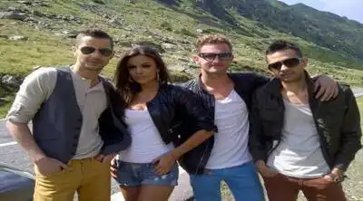 скачать клип Akcent feat Ruxandra Bar - Feelings On Fire