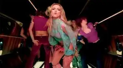 скачать клип Britney Spears - Overprotected