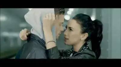 скачать клип Medina - Kl. 10