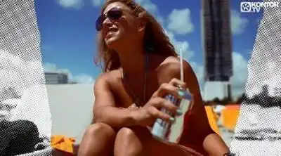 Скачать клип