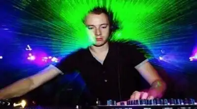 Скачать клип