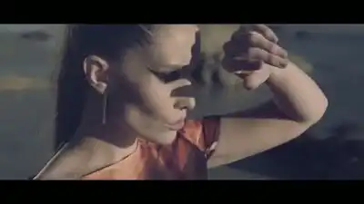 скачать клип Sub Focus Ft. Alpines - Tidal Wave