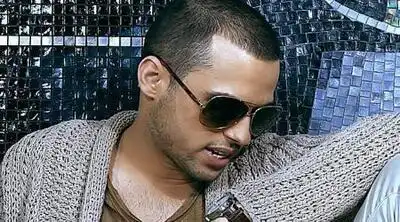 скачать клип Alex Mica - Dalinda