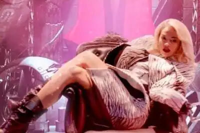 скачать клип Rita Ora - Radioactive