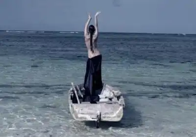 Скачать клип