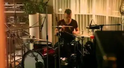 скачать клип The Rasmus - Somewhere 