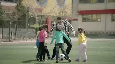 Скачать клип