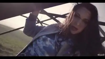 скачать клип Катя Волкова - Над атлантическим