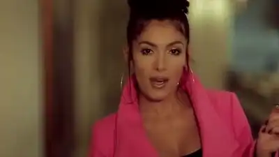 скачать клип Nora Istrefi - Sje my lifestyle