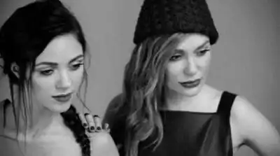 скачать клип НеАнгелы - По клеточкам