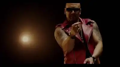 Скачать клип