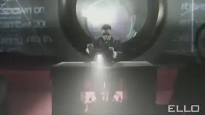 скачать клип Эрика - Папарацци