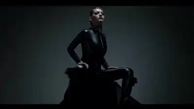 Скачать клип