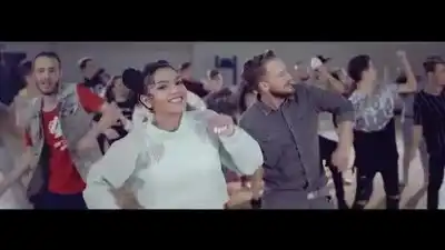 скачать клип Carmen - Domino