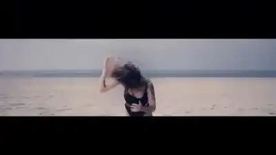 скачать клип Tove Lo - Timebomb