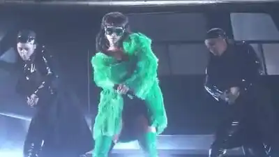 Скачать клип