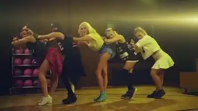 скачать клип Ханна ft. Егор Крид - Скромным Быть Не В Мод ...