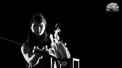 скачать клип Mozgi - Ножомпо