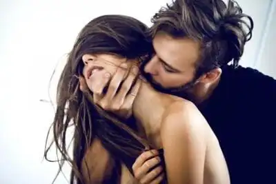 Скачать клип