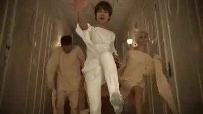 скачать клип Alexander Rybak - Leave Me Alone