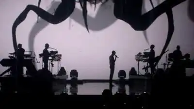 скачать клип Stromae - quand cest