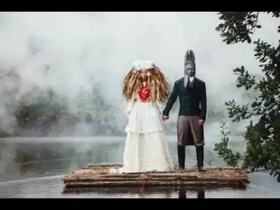 скачать клип Ляпис Трубецкой - Месяц