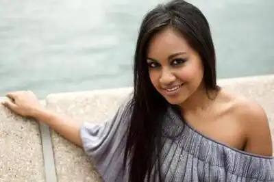 скачать клип Jessica Mauboy - Burn