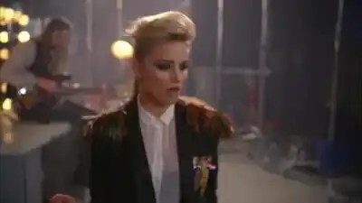 Скачать клип