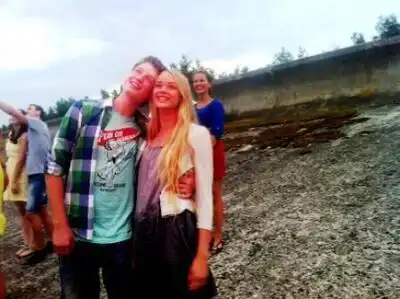 скачать клип Денис Майданов - Пролетая над нами