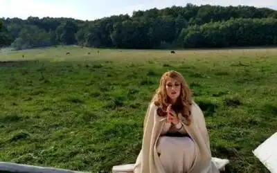 Скачать клип