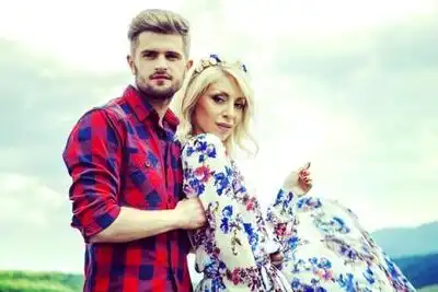 скачать клип Юлия Войс - В Этом Городе