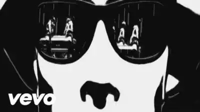 скачать клип Skrillex - Working For It