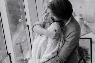 скачать клип Ева Бушмина - Религия