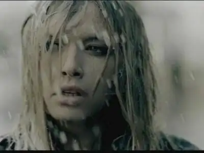 Скачать клип