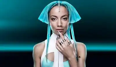 скачать клип Quest Pistols Show - Пришелец