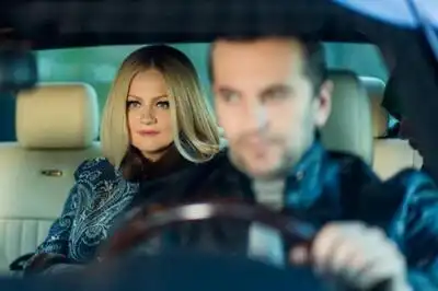 скачать клип Наталия Бучинская - Налейте шампанского