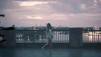 скачать клип Tove Lo - Out Of Mind