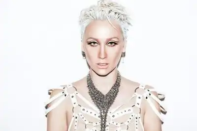 скачать клип Ксана Сергиенко - Отпусти