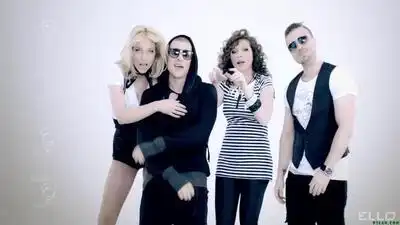 скачать клип Бандэрос - Караоке