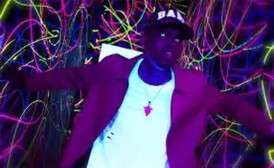 Скачать клип