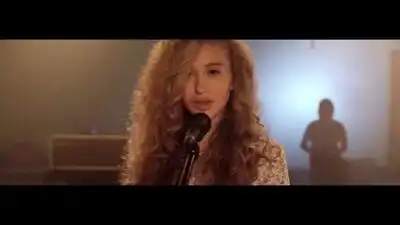 Скачать клип