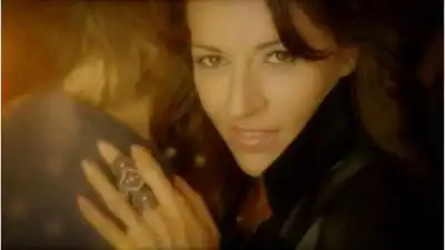 скачать клип Алёна Высотская - День и Ночь