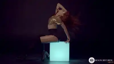 скачать клип Лавика - Осколки Льда