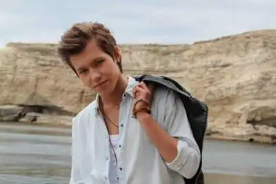 скачать клип Влад Курасов - Дай мне испить