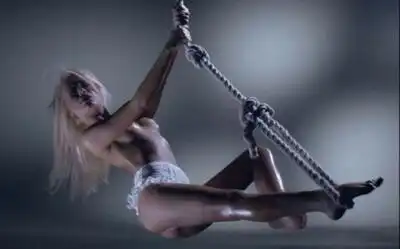 скачать клип Теди Александрова - Чалга пеперудки